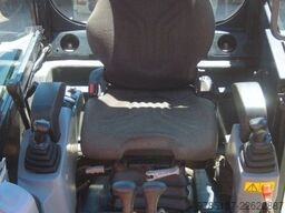 KUBOTA KX030-4