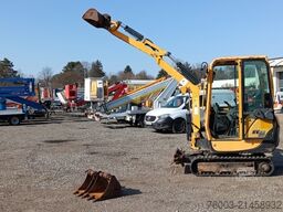 Yanmar SV18 - with 3 buckets