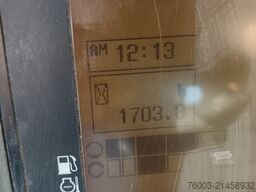 Yanmar SV18 - with 3 buckets