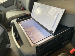Renault T460 / Automatic / Full Spoilers / PTO
