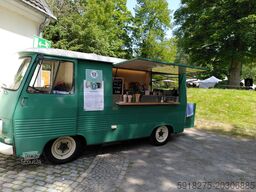 Peugeot J7