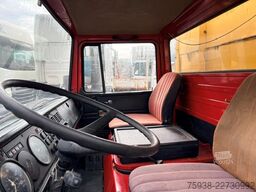 Mercedes-Benz LP 813 D WITH TENT BOX (MANUAL GEARBOX / FULL S...