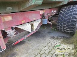 Landmaschinen Kröger MUK 303