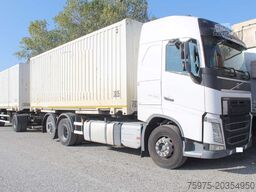 Volvo FH12 460 motrice porta casse mobili usat