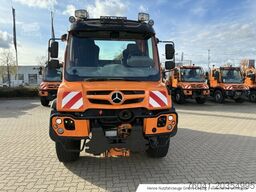 Mercedes-Benz Unimog U 423