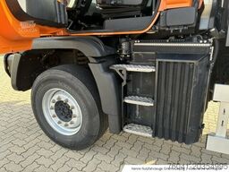 Mercedes-Benz Unimog U 423