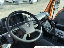 Mercedes-Benz Unimog U 423