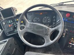 Setra S328