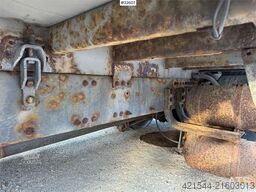 Volvo FM9 340 4x2 box truck with full side opening and t