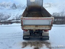 Scania R580 6x4 plow rigged tipper truck w/ plow plate. S