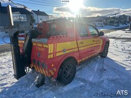 Volkswagen Amarok 4x4 tow truck w/ electric winch and two set