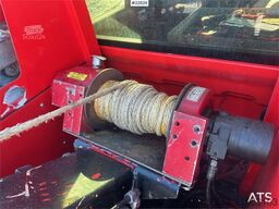 Volkswagen Amarok 4x4 tow truck w/ electric winch and two set