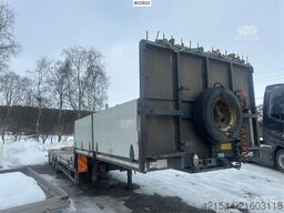 Broshuis E2190/27 3 axle semi-trailer w/ drive bridges