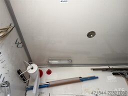 Iveco 190S35 Box truck – repair project with tail lift