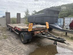  U LTU 3 Tri-axle machinery trailer with hydraulic