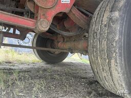  U LTU 3 Tri-axle machinery trailer with hydraulic
