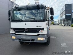 Mercedes-Benz Atego 1225 4x4, 6-seater with 10 t/m Hiab crane