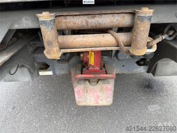 Mercedes-Benz Atego 1225 4x4, 6-seater with 10 t/m Hiab crane