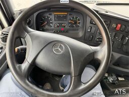 Mercedes-Benz Atego 1225 4x4, 6-seater with 10 t/m Hiab crane