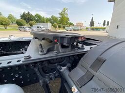 MERCEDES-BENZ VI Actros IV 18 2012 - actros 1845 LS flat cab. . 2,5 EuroVI(E5)