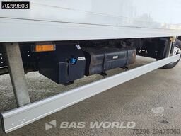 Mitsubishi Canter 7C18 4X2 7.5tonner Automatic 1000kg Lade...