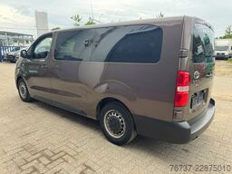 Toyota **PROACE-EURO6D-9SEATS**