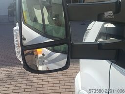 Roller Team Kronos 285TL | Ford Transit 2.0 TDCi 165 PS Automatik | 5 Sitzplätze