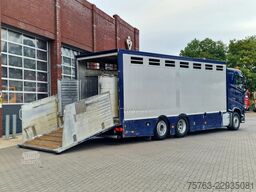 Volvo FH 13.420 6x2 - 1 deck livestock + 2 deck Michi...