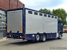 Volvo FH 13.420 6x2 - 1 deck livestock - Manual gearb...