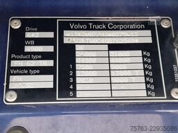Volvo FH 13.420 6x2 - 1 deck livestock - Manual gearb...