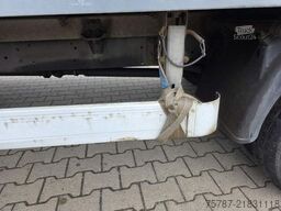 IVECO 72-210 KJoffer mit Ladebordwand,AHK, Blatt/ Luft
