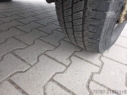 IVECO 72-210 KJoffer mit Ladebordwand,AHK, Blatt/ Luft
