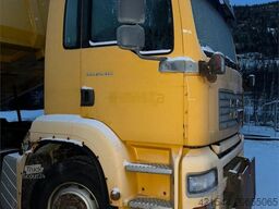 MAN TGA 28.410 6x2 Snowplow-Equipped Tipper Truck – Re