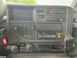 Volvo FMX 460 6x6 Euro 6 HMF 16 Tonmeter Z-kraan