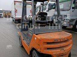 STILL Diesel / 3 Tonnen / Typ R70-30