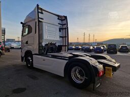 Iveco S-WAY