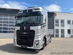 Ford Ford F-MAX Silverliner-Edition- leichter Unfall