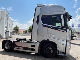 Ford Ford F-MAX Silverliner-Edition- leichter Unfall