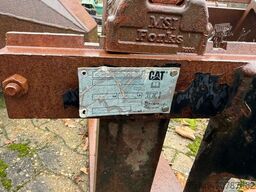 CATERPILLAR Palettengabel, Zinkenlänge 1.120mm, S.W.S.