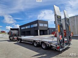 Humbaur HTD 30 3-axle machinery trailer with double loadin