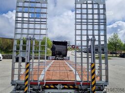 Alim Machine trailer with hydraulic drive ramps, NEW/Un