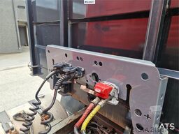 Alim trailer semi-trailer with container locks and fric
