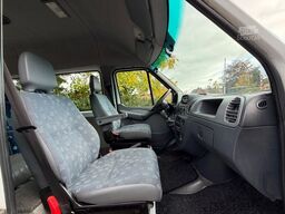 MERCEDES-BENZ Sprinter 308 Cdi 9 Sitze Schiebetür Klima Pdc