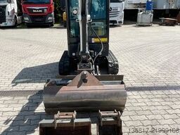 BOBCAT E19 MS01 AUX1+2 2xTieflöffel 1x Grabenräumwanne