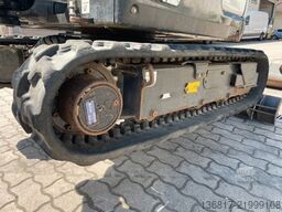 BOBCAT E19 MS01 AUX1+2 2xTieflöffel 1x Grabenräumwanne