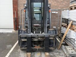 TCM 40 Counterbalance forklift