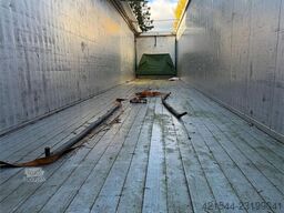 Kraker Walking Floor