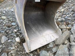Hitachi ZX350LC-3 Excavator with Digging Bucket