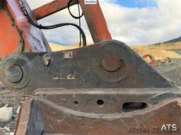 Hitachi ZX350LC-3 Excavator with Digging Bucket