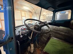 W 50 LA/A 4x4 Kipper